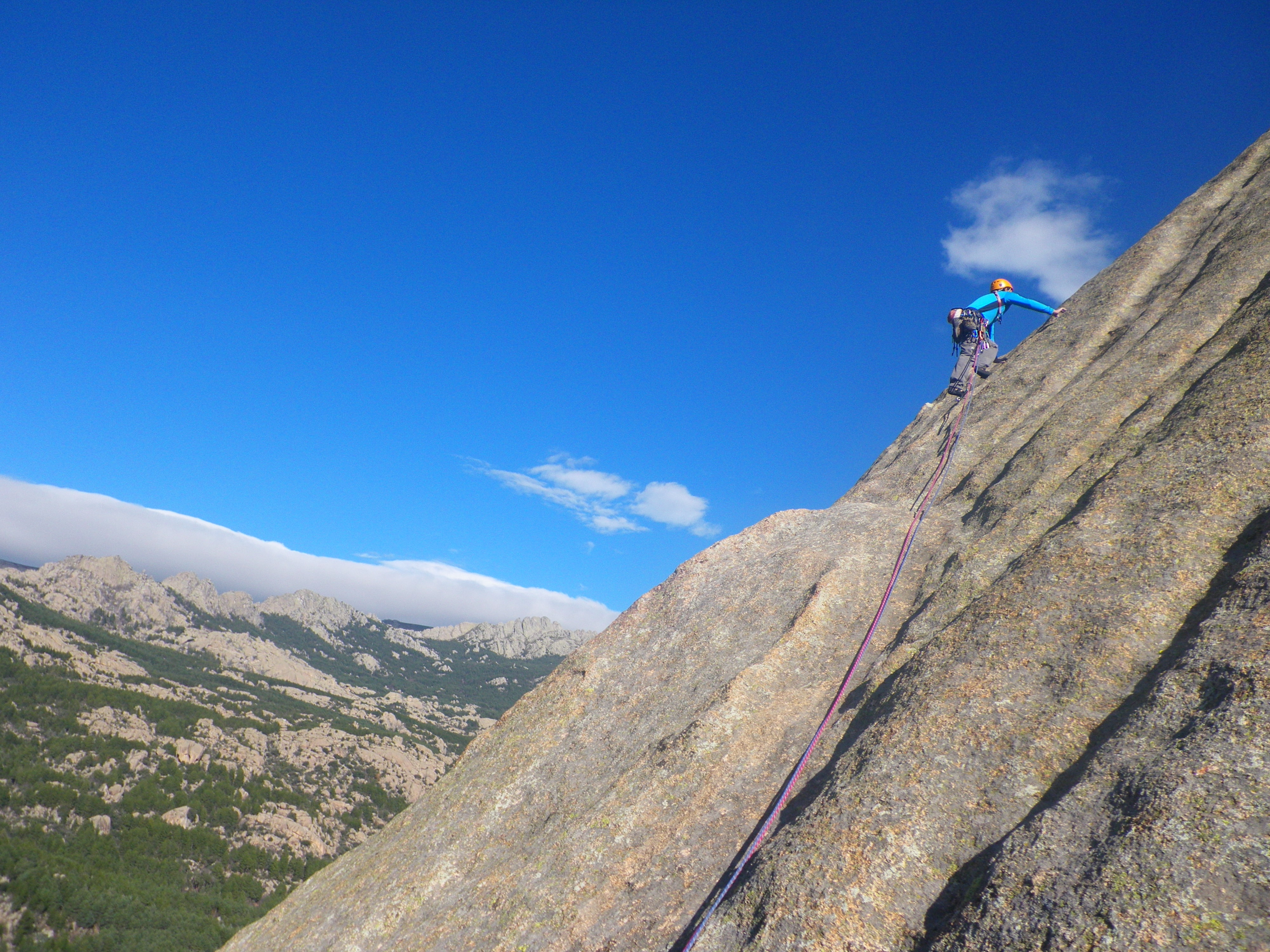 Escalada en La Pedriza, Madrid.
